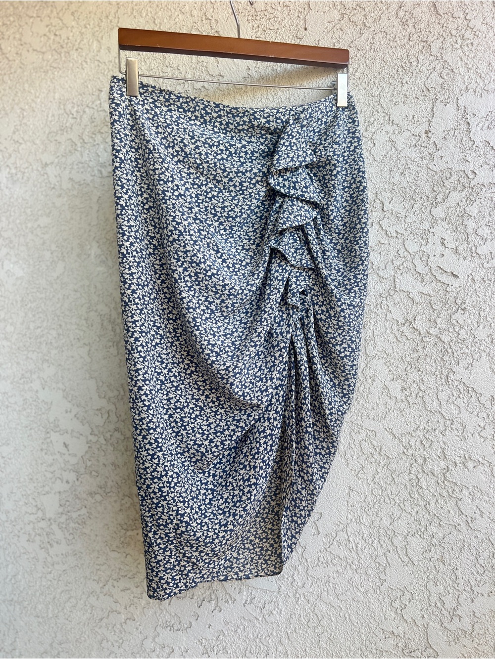 Veronica Beard Hazel Side 100% Silk Navy & White Floral Ruffle Midi Skirt